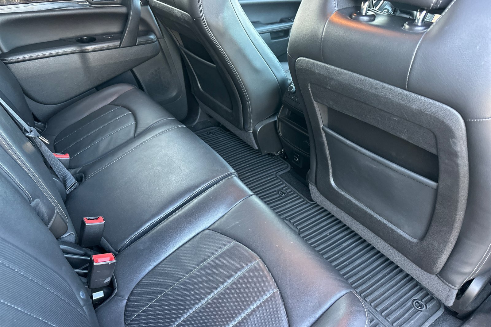 Used 2017 Buick Enclave Leather w/ Enclave Sport Touring Edition AWD/4WD image 18