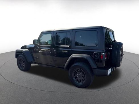 Used 2025 Jeep Wrangler Unlimited Sport AWD/4WD image 10