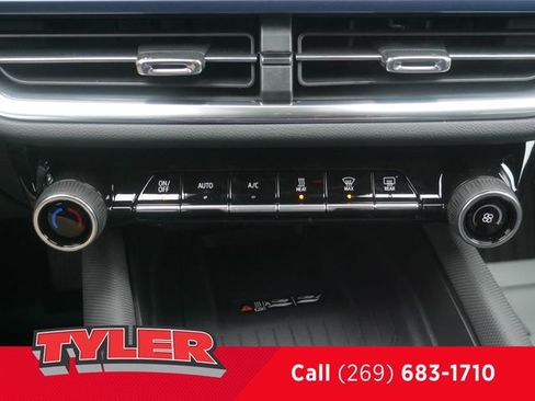 New 2026 Chevrolet Equinox EV LT image 33