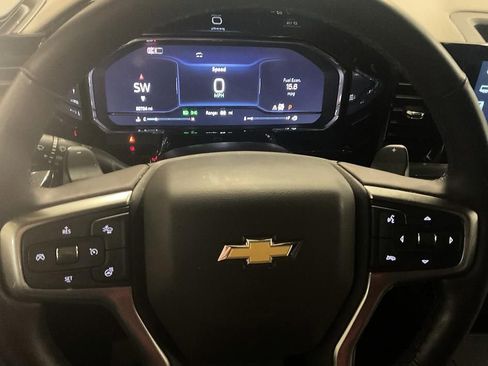 Used 2025 Chevrolet Silverado 1500 LTZ image 24