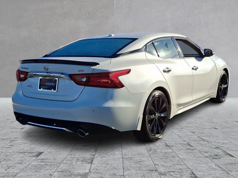 Used 2017 Nissan Maxima SR w/ Midnight Edition image 11