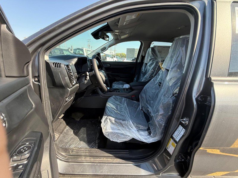 New 2026 Ford Ranger XLT w/ Black Appearance Package AWD/4WD image 28