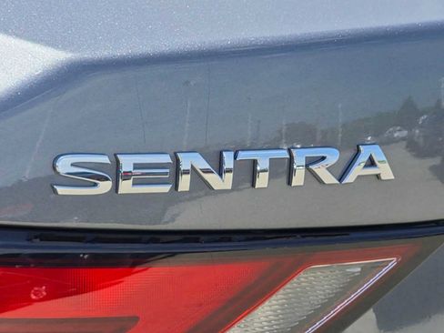 Used 2025 Nissan Sentra SV FWD image 11