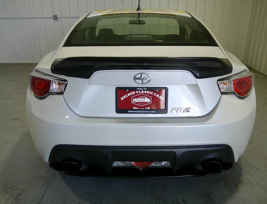 Used 2013 Scion FR-S RWD image 30