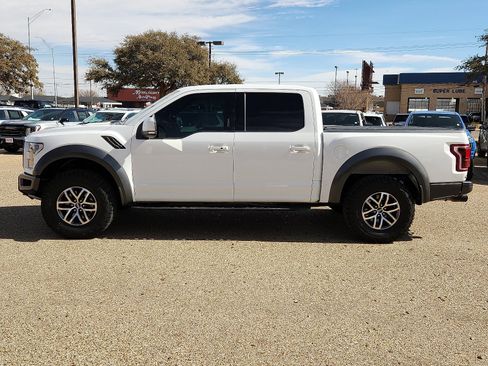 Used 2017 Ford F150 Raptor w/ Equipment Group 802A Luxury image 2