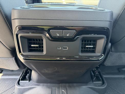 Used 2026 Chevrolet Silverado 1500 ZR2 AWD/4WD image 29