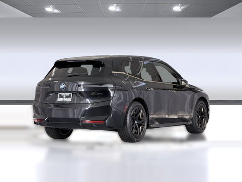 Used 2023 BMW iX M60 w/ Executive Package AWD/4WD image 8