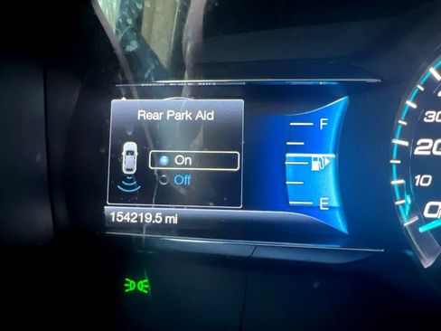 Used 2018 Ford Taurus SEL w/ Equipment Group 201A FWD image 22