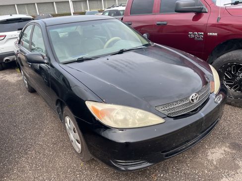 Used 2004 Toyota Camry LE image 19