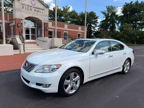 Used 2010 Lexus LS 460 RWD image 1