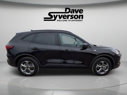 Used 2026 Ford Escape ST-Line w/ Tech Pack #1 AWD/4WD image 6