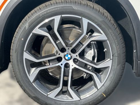 Used 2026 BMW X5 xDrive40i AWD/4WD image 11