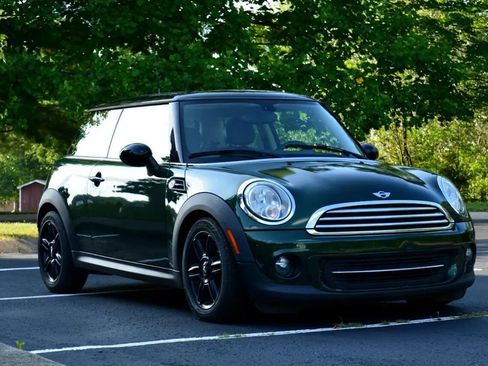 Used 2013 MINI Cooper Hardtop w/ Premium Pkg 2 image 4