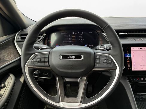 New 2026 Jeep Grand Cherokee Altitude RWD image 21