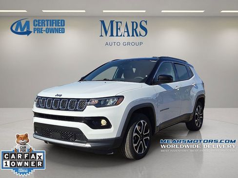 Used 2023 Jeep Compass Limited image 1