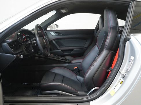 Used 2022 Porsche 911 GT3 RWD image 12