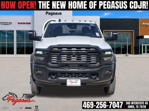 New 2026 RAM 5500 Tradesman AWD/4WD image 6