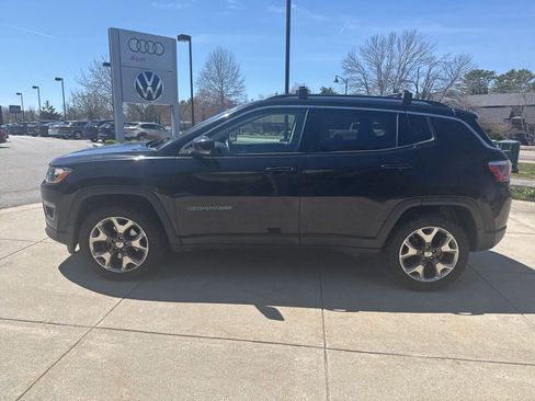 Used 2019 Jeep Compass Limited AWD/4WD image 11