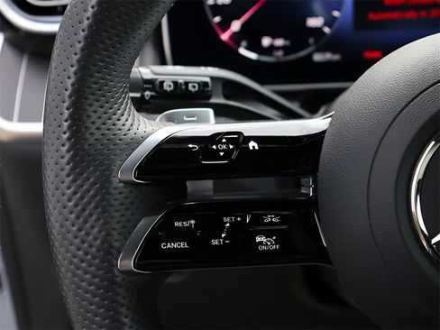 Certified 2024 Mercedes-Benz GLC 300 4MATIC image 32