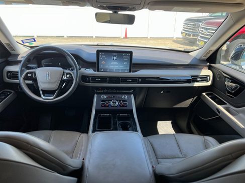 Used 2022 Lincoln Aviator Reserve w/ Equipment Group 201A AWD/4WD image 19