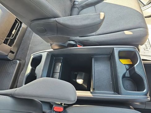 Used 2019 Honda Odyssey LX image 22