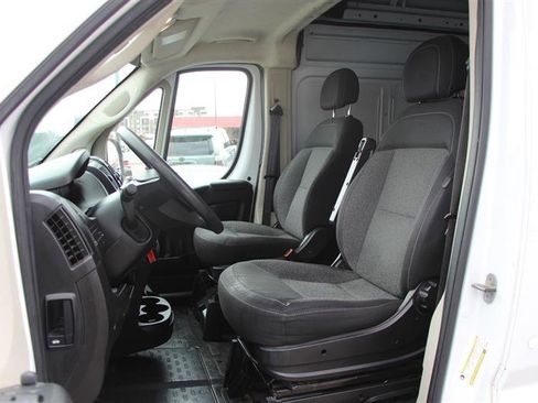 Used 2021 RAM ProMaster 2500 image 8