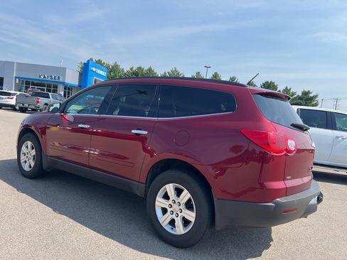 Used 2011 Chevrolet Traverse LT w/ Personal Connectivity Package image 8