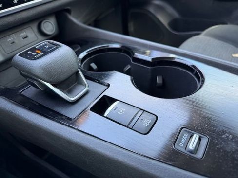 Used 2023 Nissan Rogue SV image 26