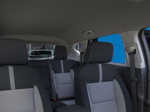 New 2025 Chevrolet Blazer LT w/ Convenience Package image 24