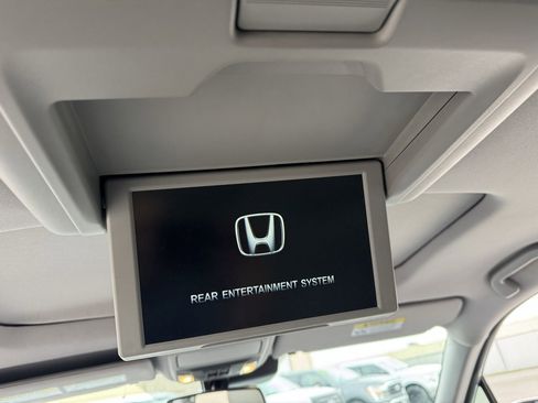 Used 2016 Honda Pilot Elite image 26