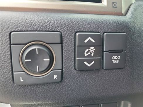 Used 2021 Lexus GX 460 Premium image 38