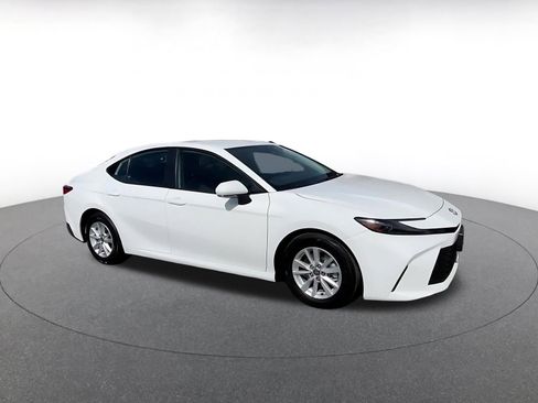 Used 2025 Toyota Camry LE FWD image 2