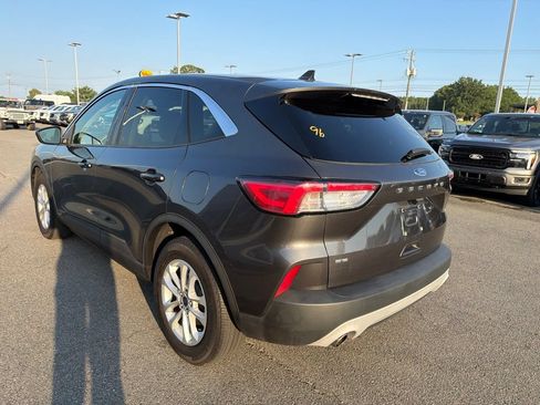 Used 2020 Ford Escape SE FWD image 7