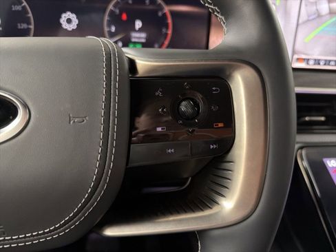 Certified 2026 INFINITI QX80 Autograph w/ Premium Cargo Package image 16