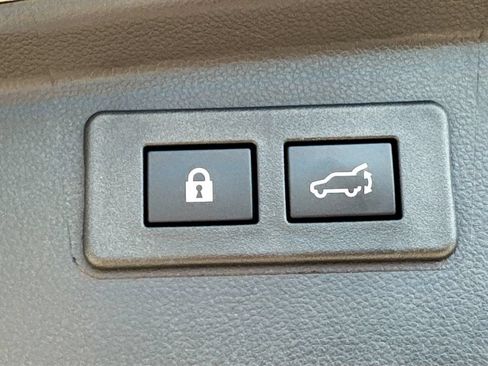 Certified 2025 Subaru Outback Premium AWD/4WD image 33