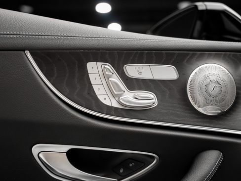 Used 2023 Mercedes-Benz E 450 Coupe image 54