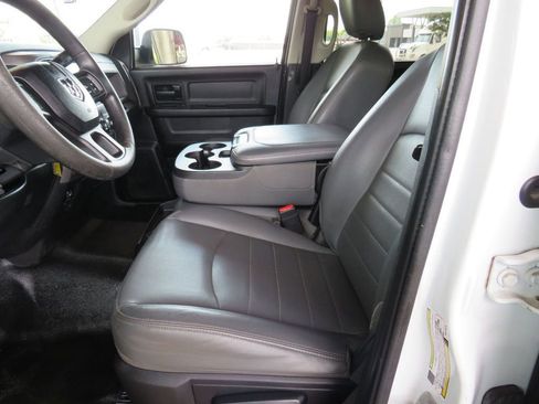 Used 2016 RAM 3500 Tradesman w/ Chrome Appearance Group image 7