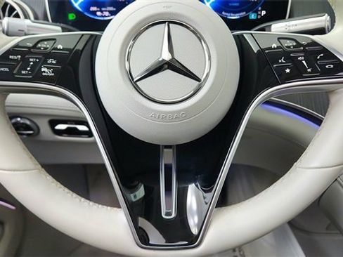 Used 2023 Mercedes-Benz EQS 450+ Sedan image 40