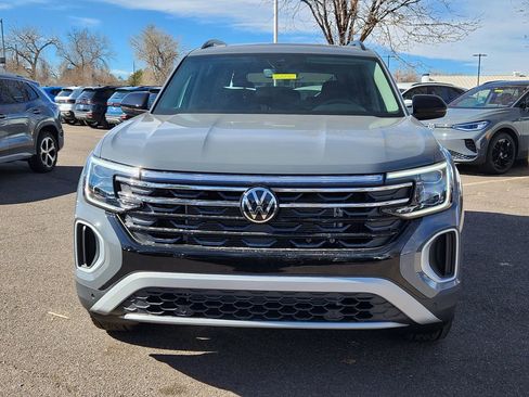New 2026 Volkswagen Atlas Peak Edition AWD/4WD image 8
