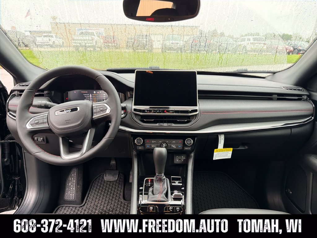 New 2026 Jeep Compass Trailhawk w/ Sun, Sound & Navigation Group AWD/4WD image 12
