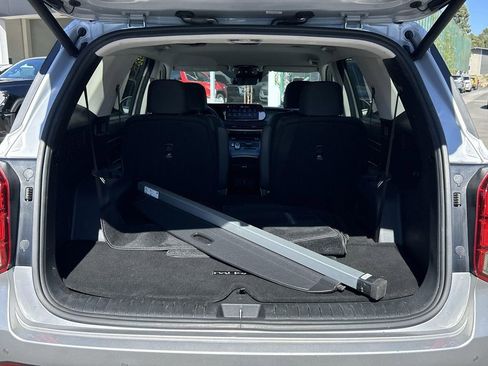 Used 2023 Hyundai Palisade SEL w/ Cargo Package image 29