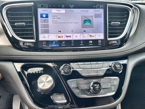 New 2026 Chrysler Pacifica Pinnacle w/ Trailer Tow Group image 18