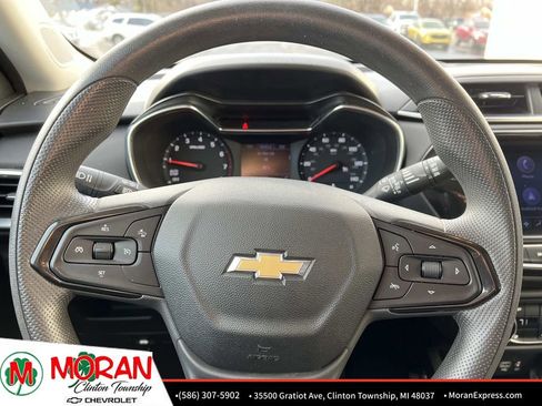 Certified 2021 Chevrolet TrailBlazer LT w/ Convenience Package image 19