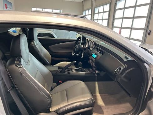 Used 2010 Chevrolet Camaro LT w/ LPO, Ground Effects Package RWD image 15