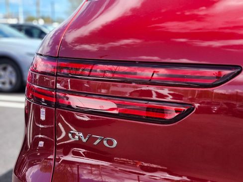 New 2026 Genesis GV70 2.5T Select AWD/4WD image 9