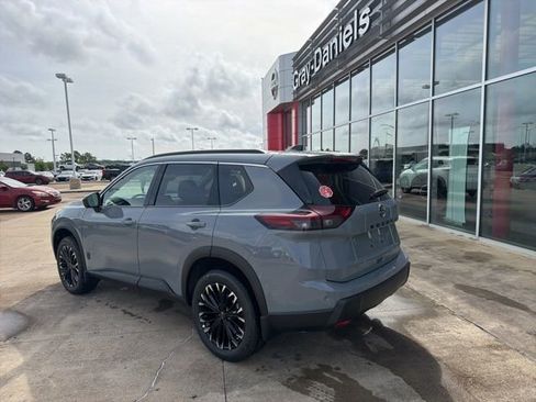 New 2026 Nissan Rogue SV FWD image 2