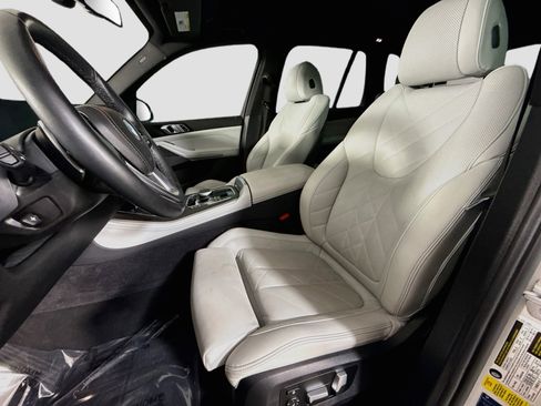 Used 2024 BMW X5 sDrive40i w/ Premium Package RWD image 22