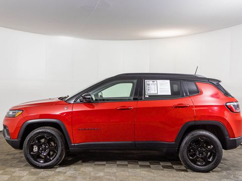 Used 2023 Jeep Compass Trailhawk AWD/4WD image 17