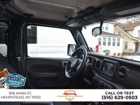 Used 2022 Jeep Gladiator Sport image 21