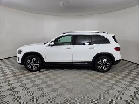 Certified 2025 Mercedes-Benz GLB 250 4MATIC image 4